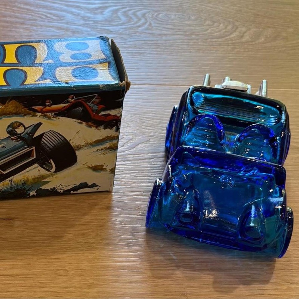 Vintage 1970's cobalt blue glass Avon "Dune Buggy" car bottle